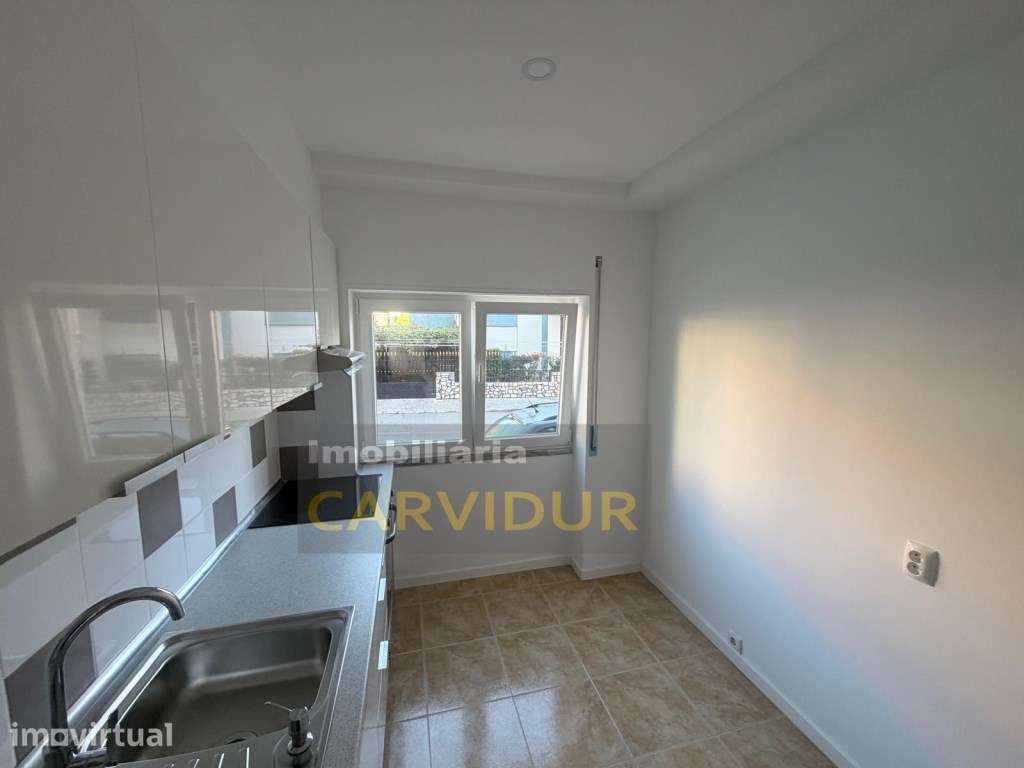 CRUZ DE PAU - AMORA T4 REMODELADO - Grande imagem: 5/25