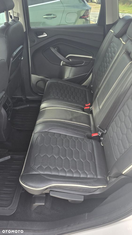 Ford Kuga 2.0 TDCi 4x4 Vignale - 13