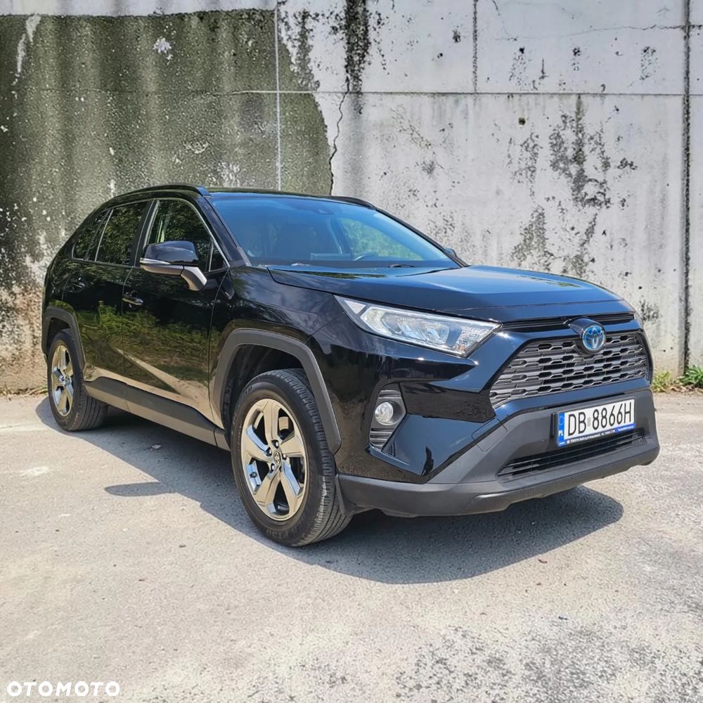 Toyota RAV4 - 1
