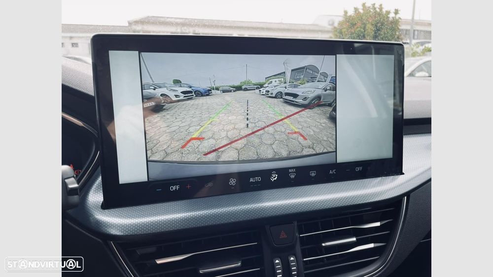 Ford Focus 1.0 EcoBoost MHEV Active X - 9