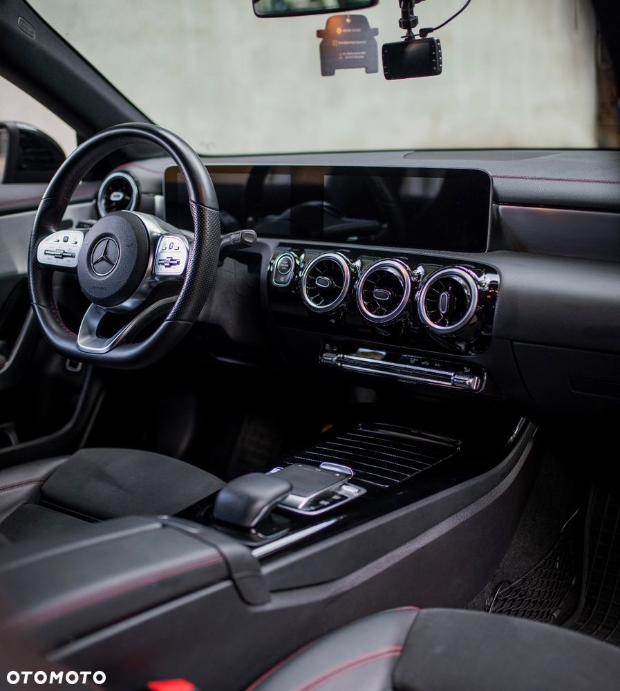 Mercedes-Benz CLA 200 AMG Line 7G-DCT - 5