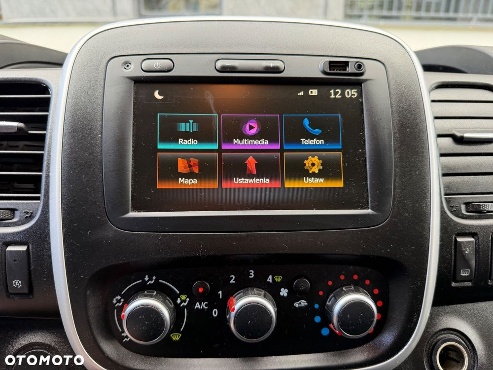 Renault Trafic - 11
