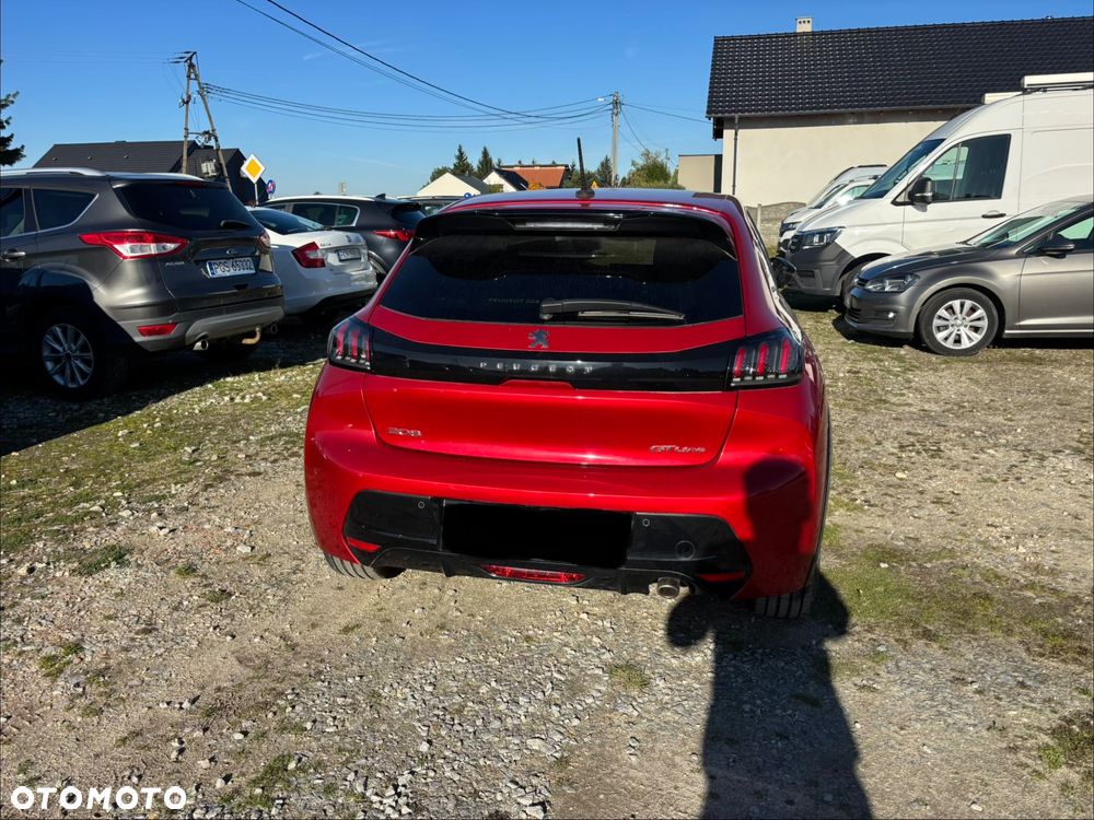 Peugeot 208 2020 photo 3