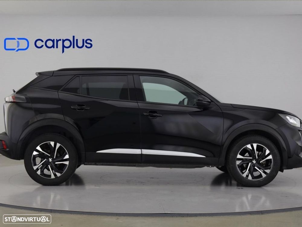 Peugeot 2008 - 8