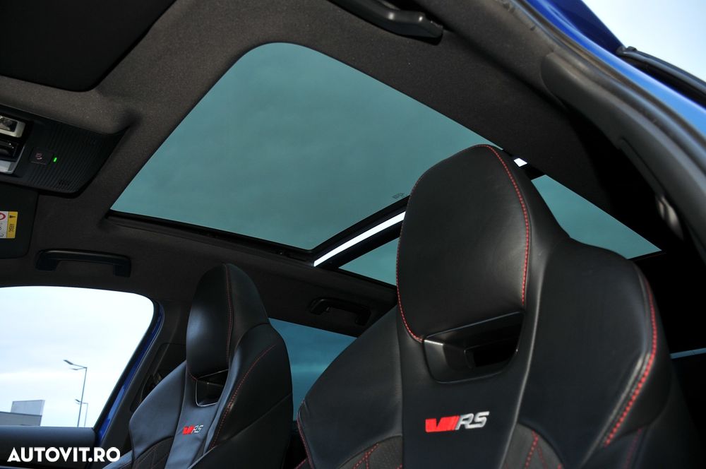 Skoda Octavia Combi 2.0 TDI DSG RS - 17