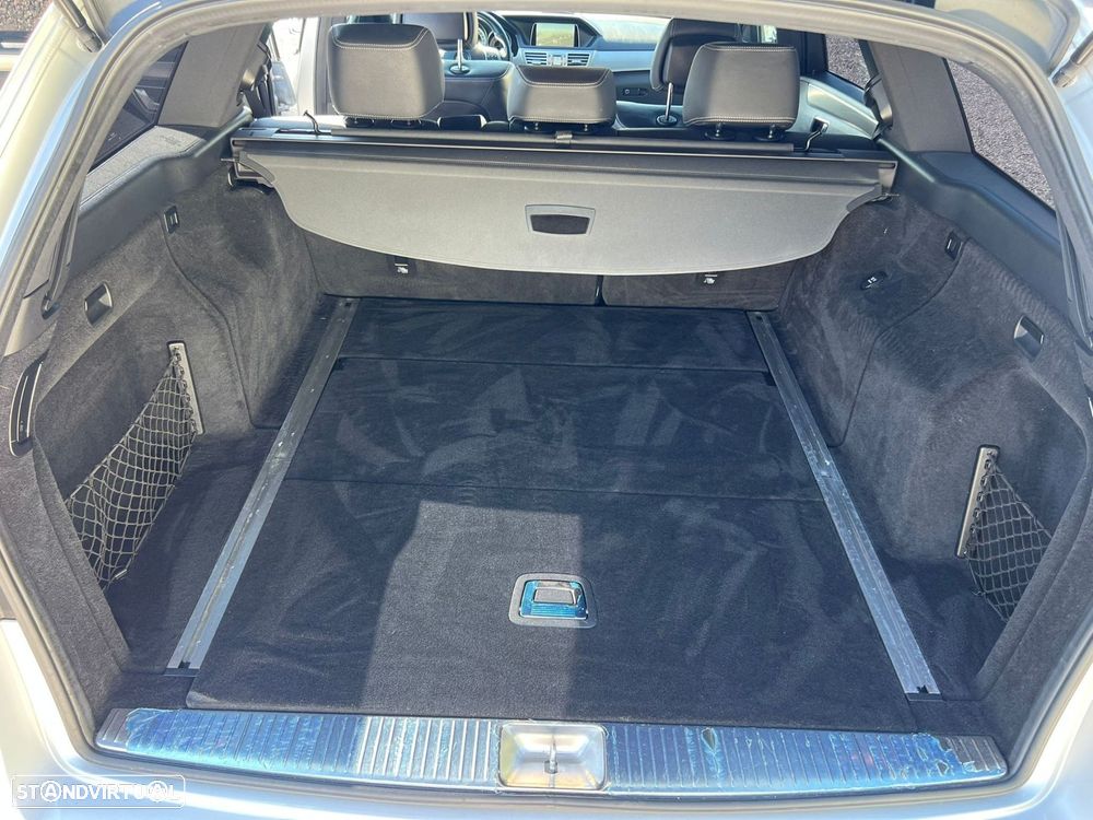 Mercedes-Benz E 300 Bluetec Hybrid Avantgarde - 18