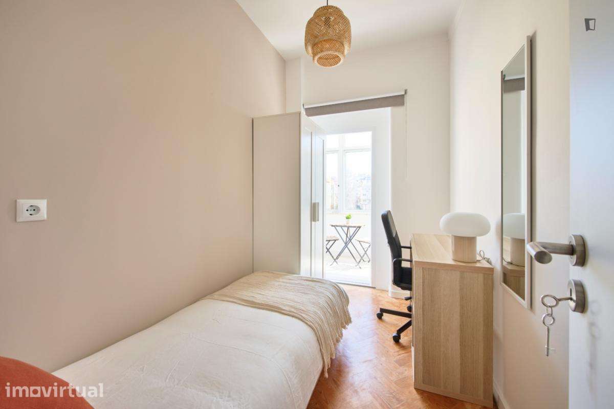 Quarto - localizado em Alvalade Lisbon - Grande imagem: 3/23