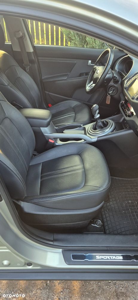 Kia Sportage - 10