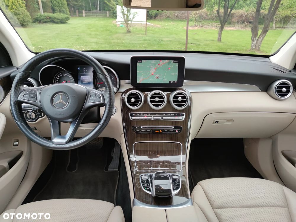 Mercedes-Benz GLC 300 4Matic 9G-TRONIC - 14