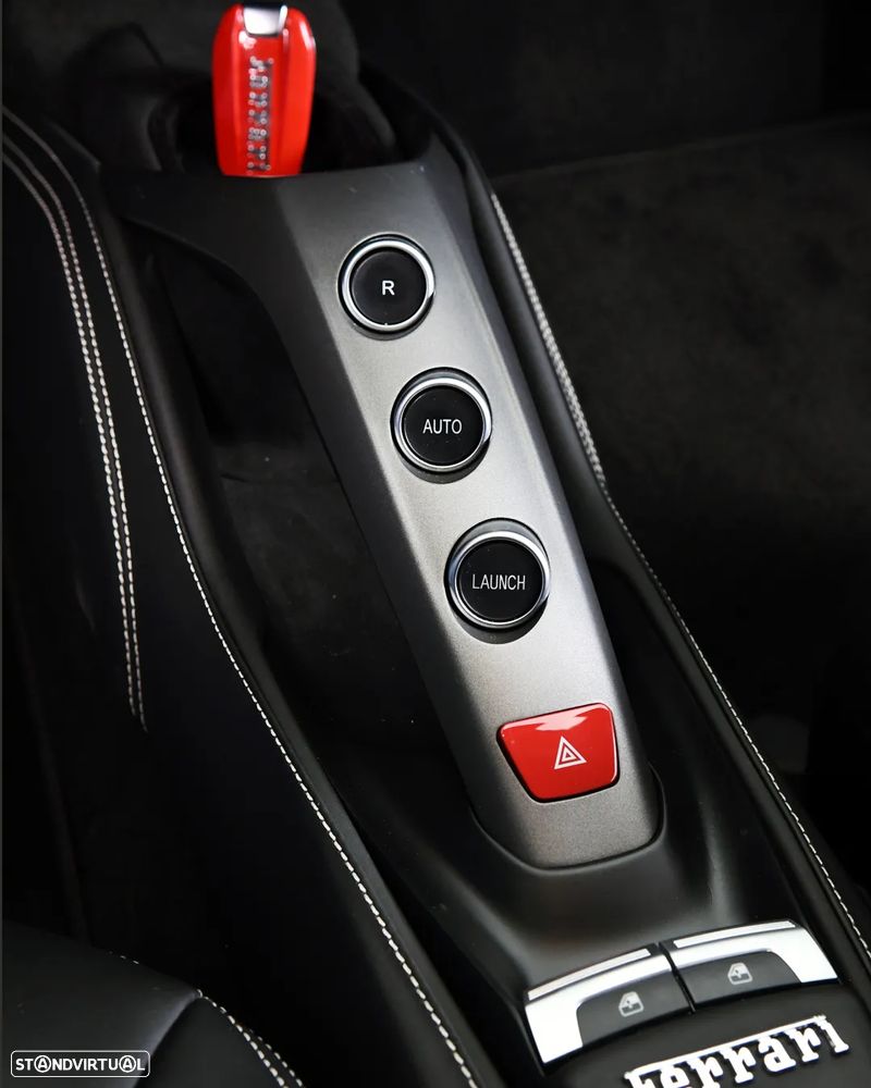 Ferrari 488 GTB - 22