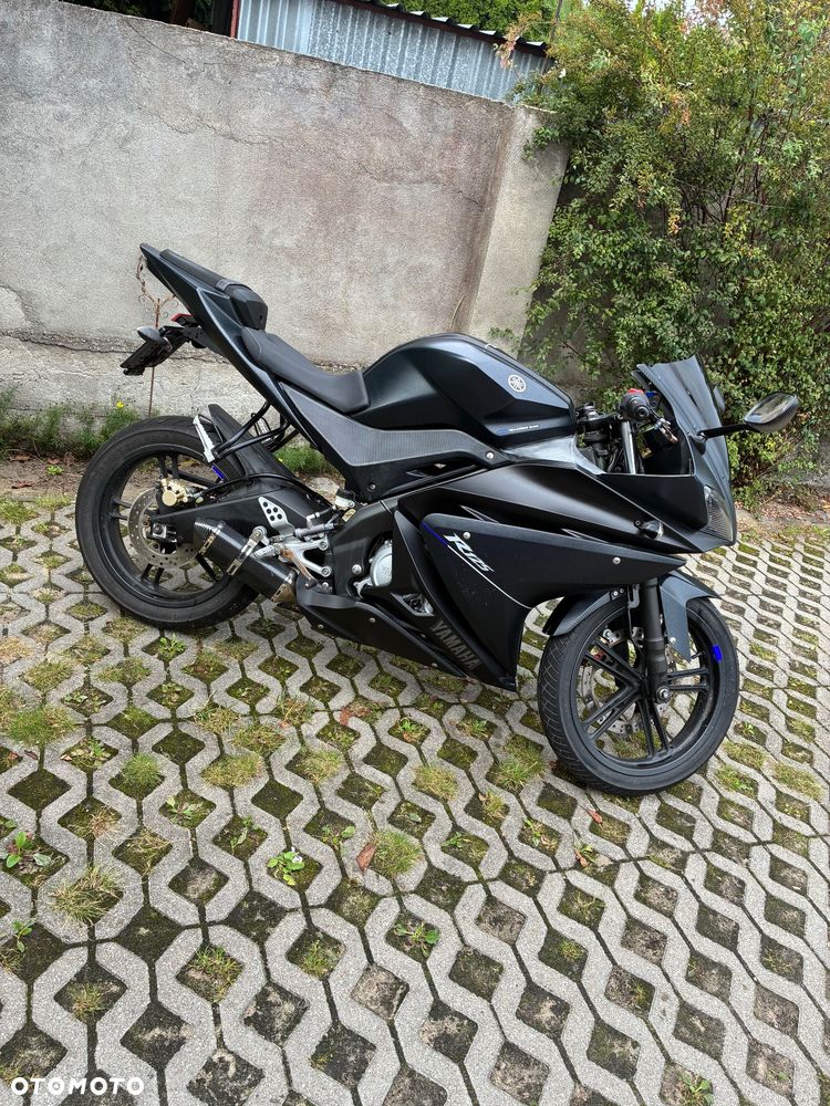 Yamaha YZF - 6