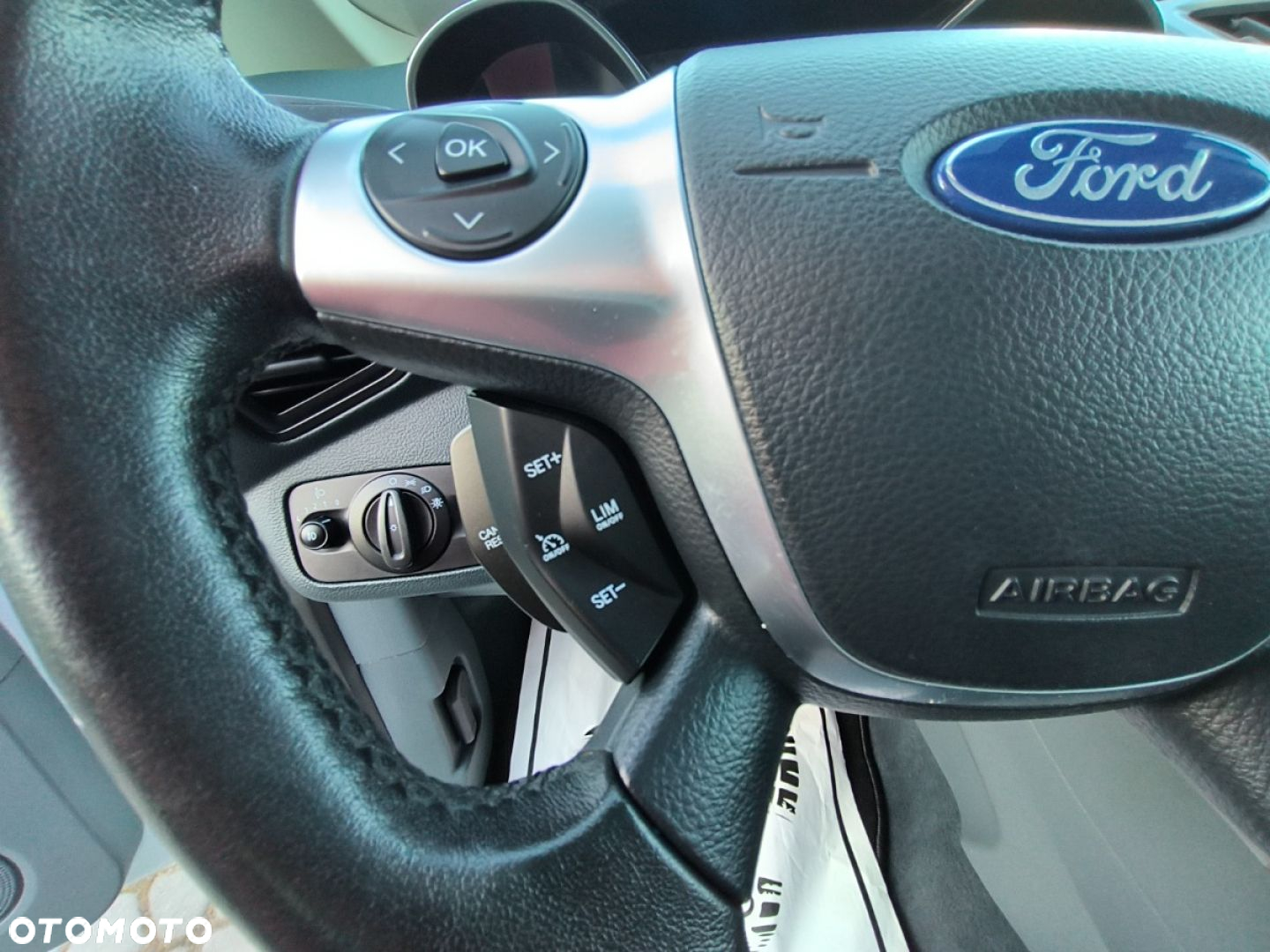 Ford C-MAX - 11