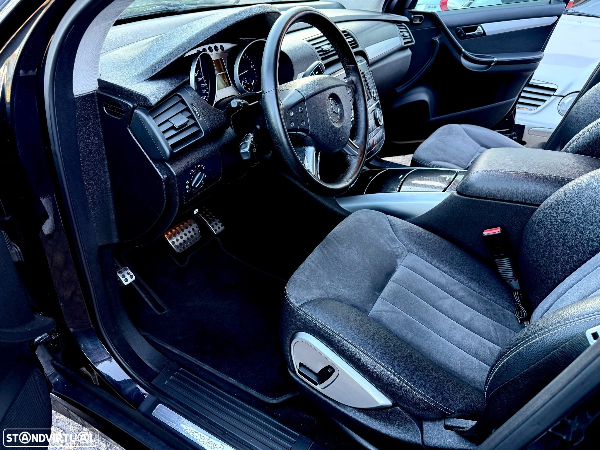 Mercedes-Benz R 320 CDi 4-Matic Longo - 40