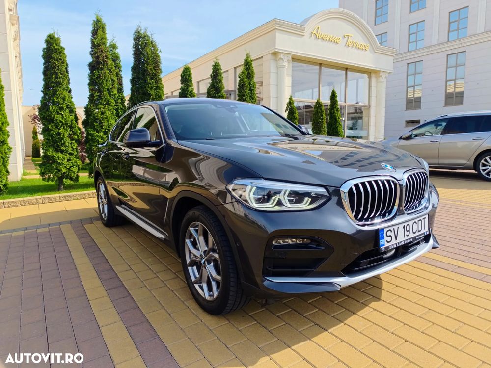 BMW X4 xDrive30i AT xLine - 3