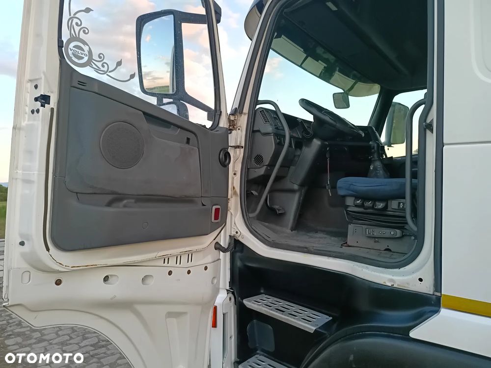 Volvo FH 440 STANDARD MANUAL LODÓWKA KLIMA - 18