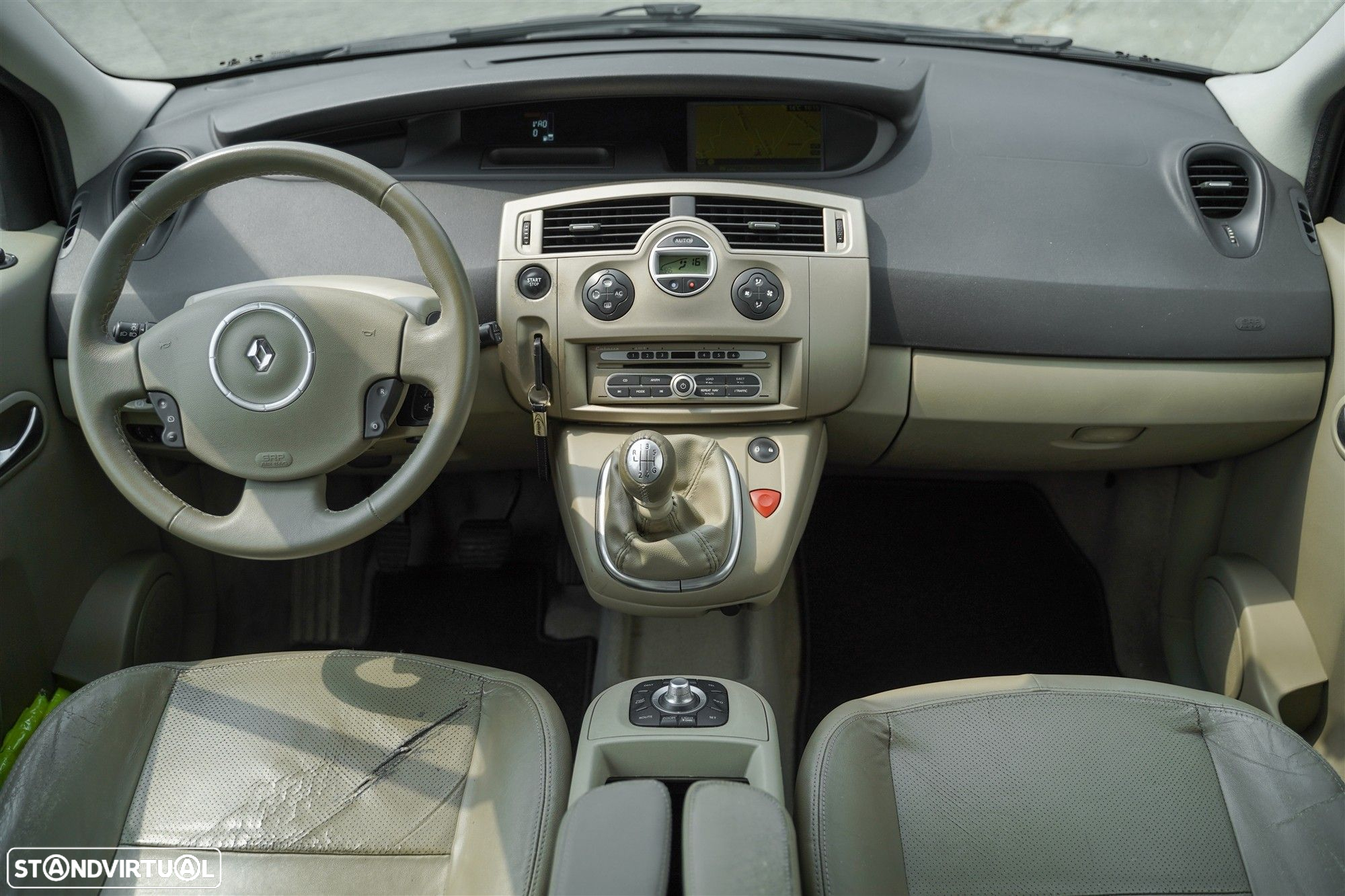 Renault Scénic 1.5 dCi Dynamique Luxe - 15