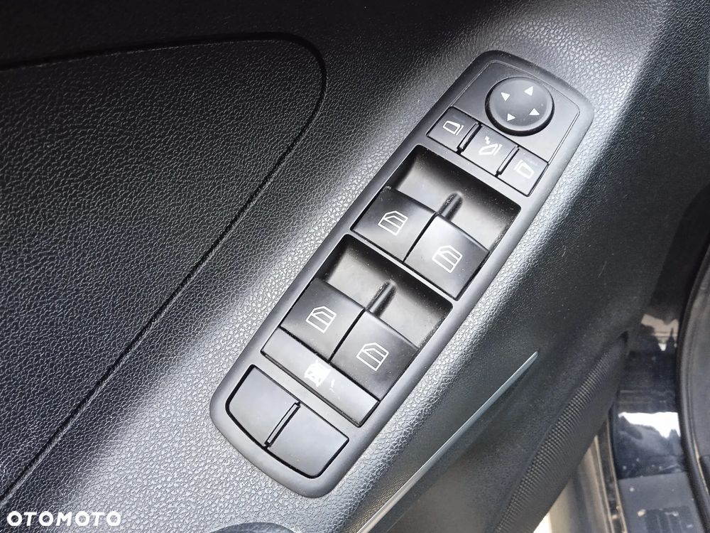 Mercedes-Benz ML 320 CDI 4Matic 7G-TRONIC - 17