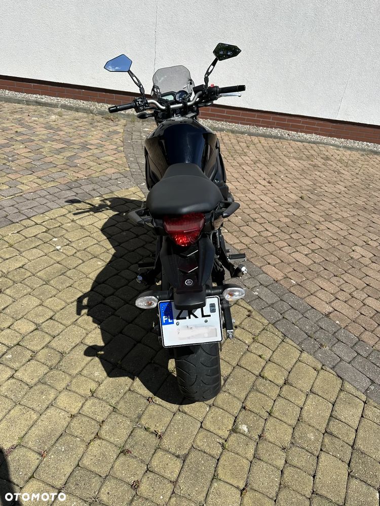 Yamaha XJ - 3