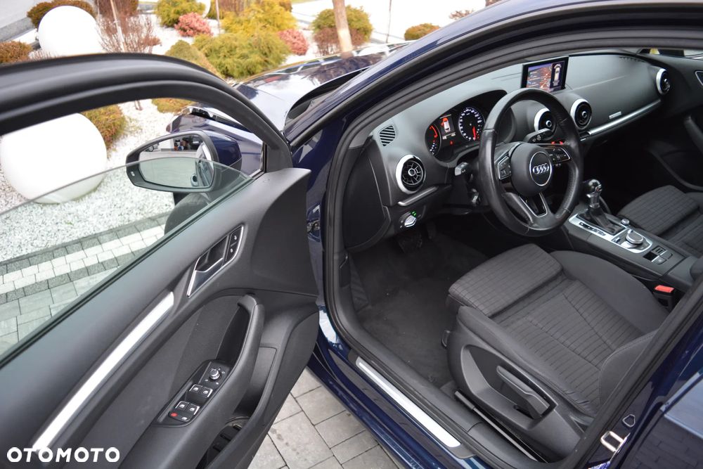 Audi A3 Sportback 1.6 TDI S tronic sport - 17