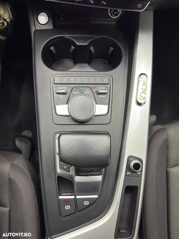 Audi A4 2.0 TDI quattro Stronic - 16
