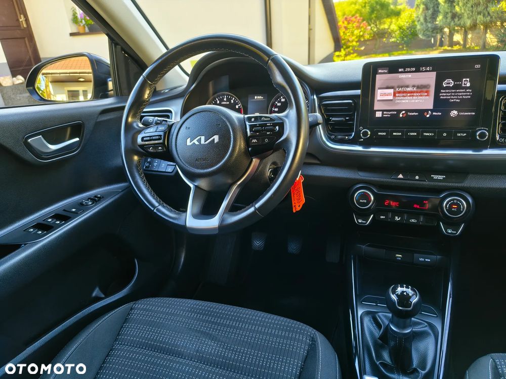 Kia Stonic 1.2 L Business Line - 27