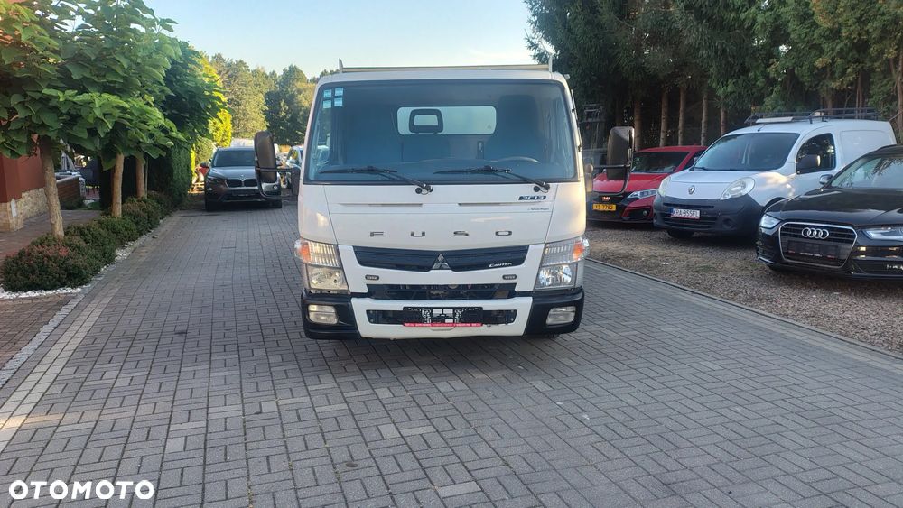 Mitsubishi FUSO CANTER - 2