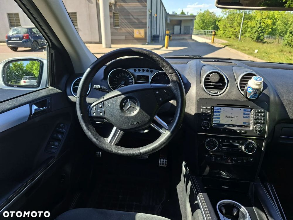 Mercedes-Benz ML 320 CDI 4Matic 7G-TRONIC DPF Edition 10 - 12