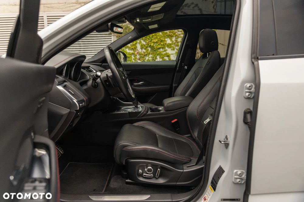 Jaguar E-Pace P250 AWD First Edition - 19