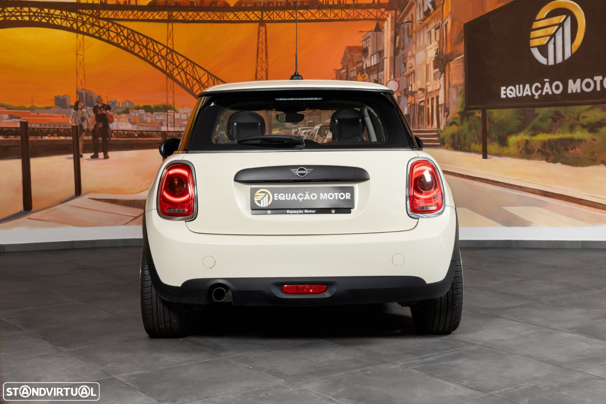 MINI 3 Portas One D - 3
