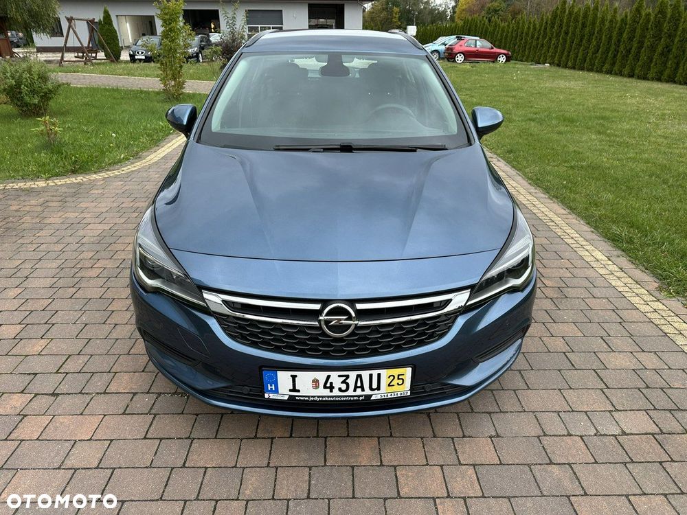 Opel Astra - 2