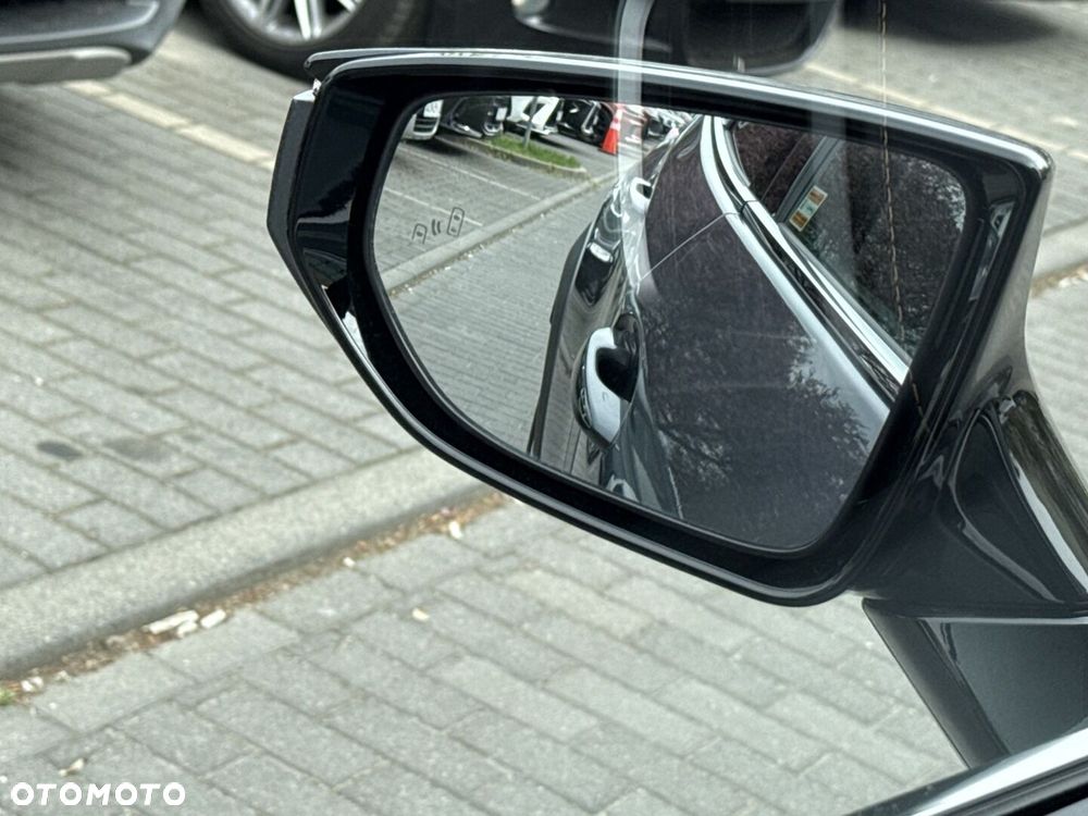 Lexus UX 250h GPF F Sport Design 2WD - 22