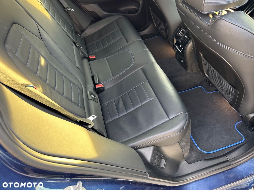 BMW X4 xDrive30i M Sport X - 24