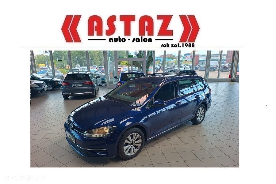Volkswagen Golf - 1