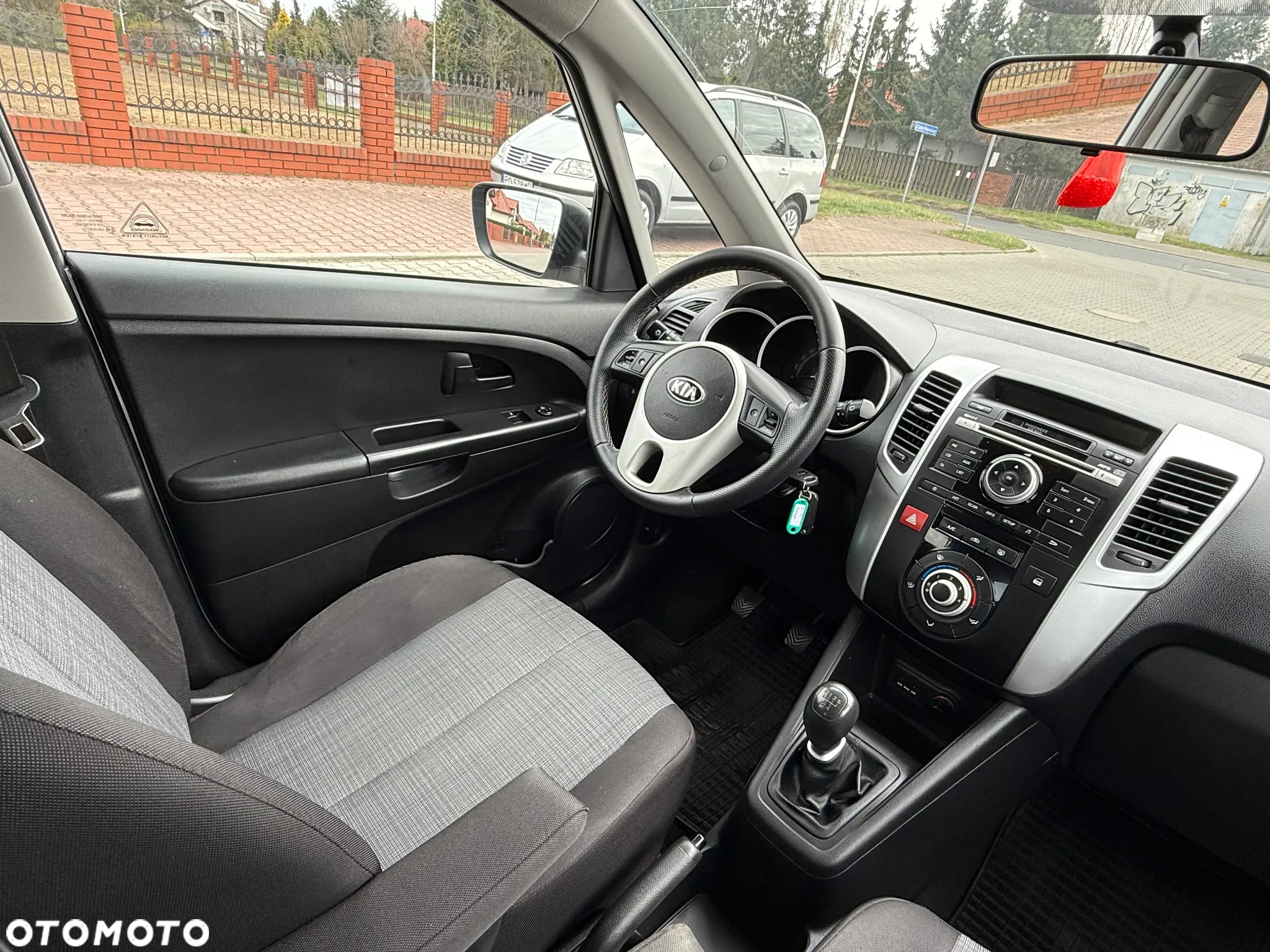 Kia Venga - 25