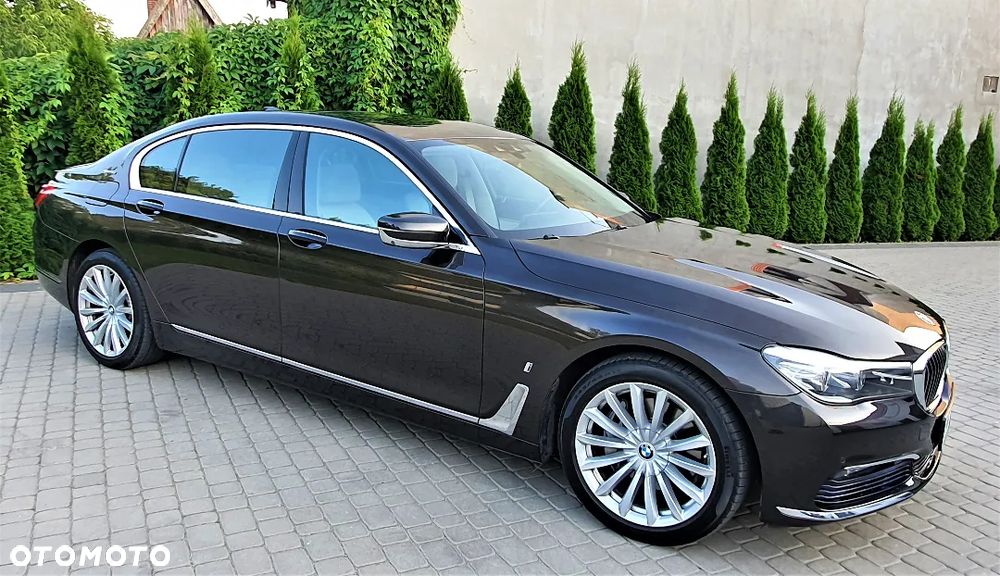 BMW Seria 7 - 1