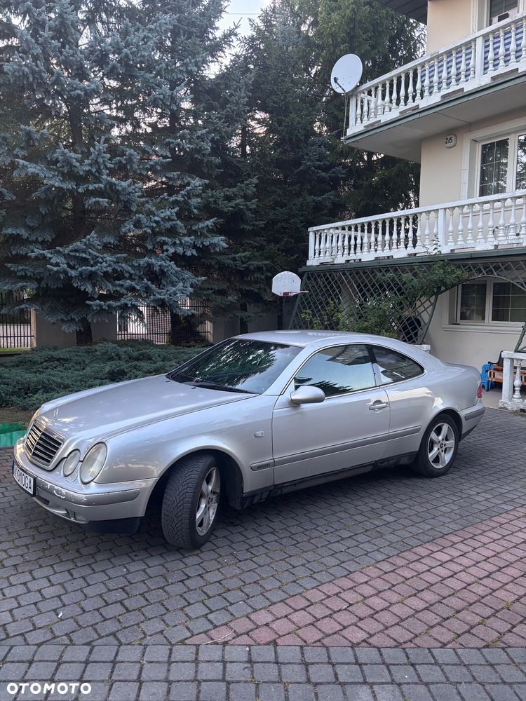 Mercedes-Benz CLK - 2