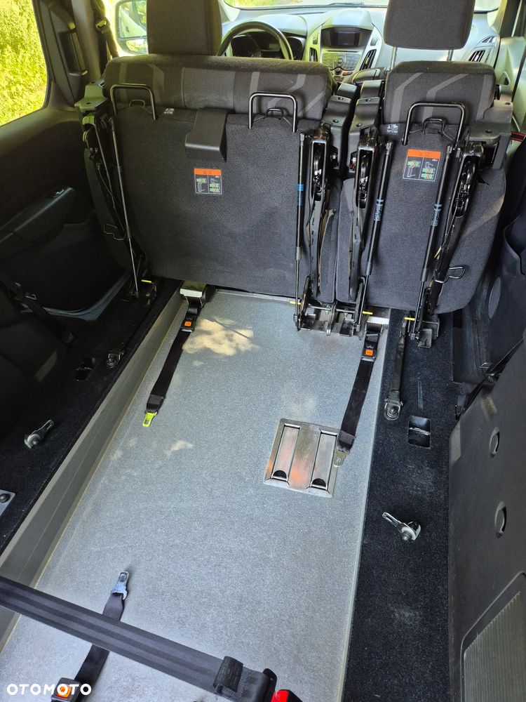 Ford Transit Connect - 30