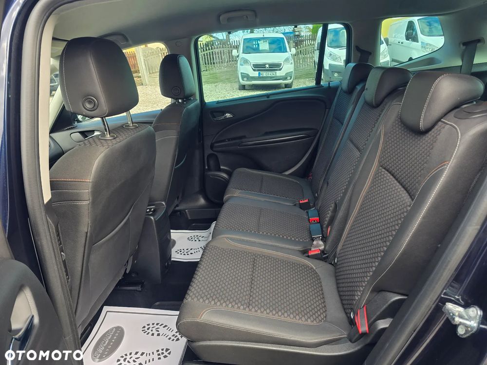 Opel Zafira 1.6 T Plus S&S - 7