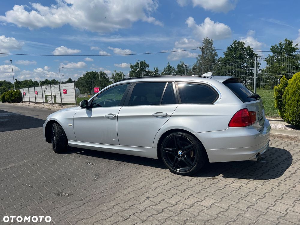 BMW Seria 3 318d DPF - 3