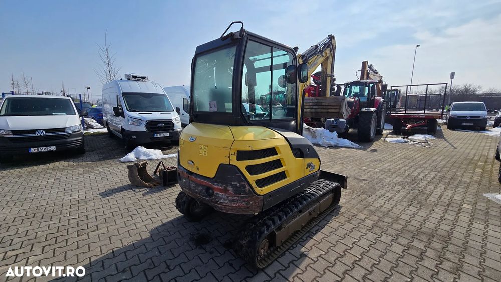 Yanmar SV26 - 3