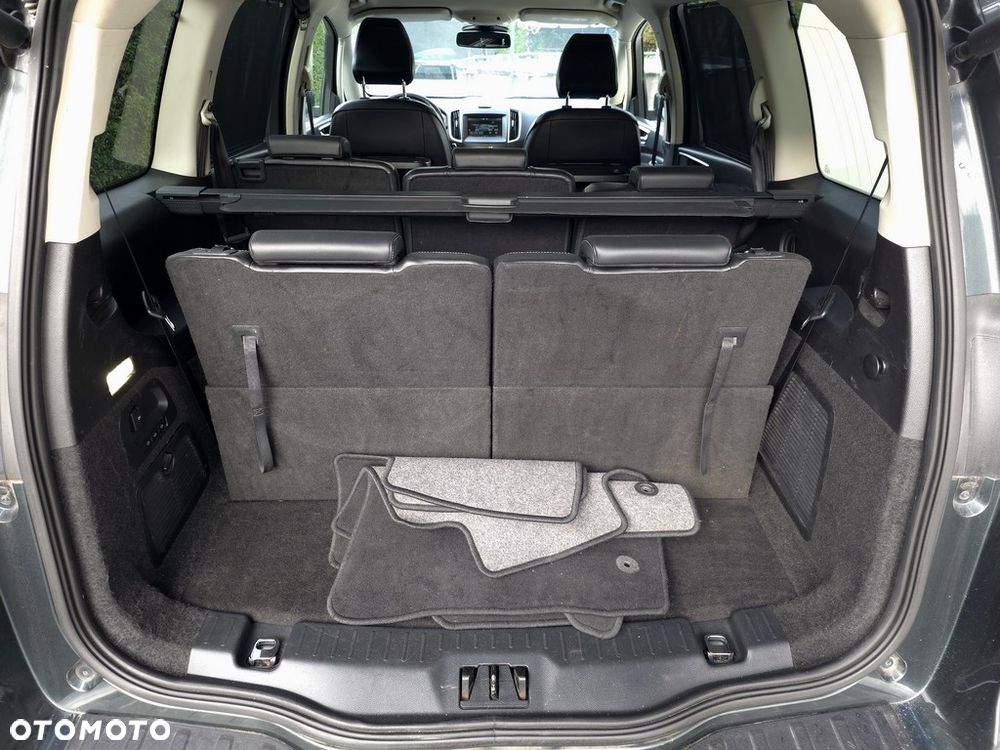 Ford Galaxy 2.0 TDCi Titanium - 35