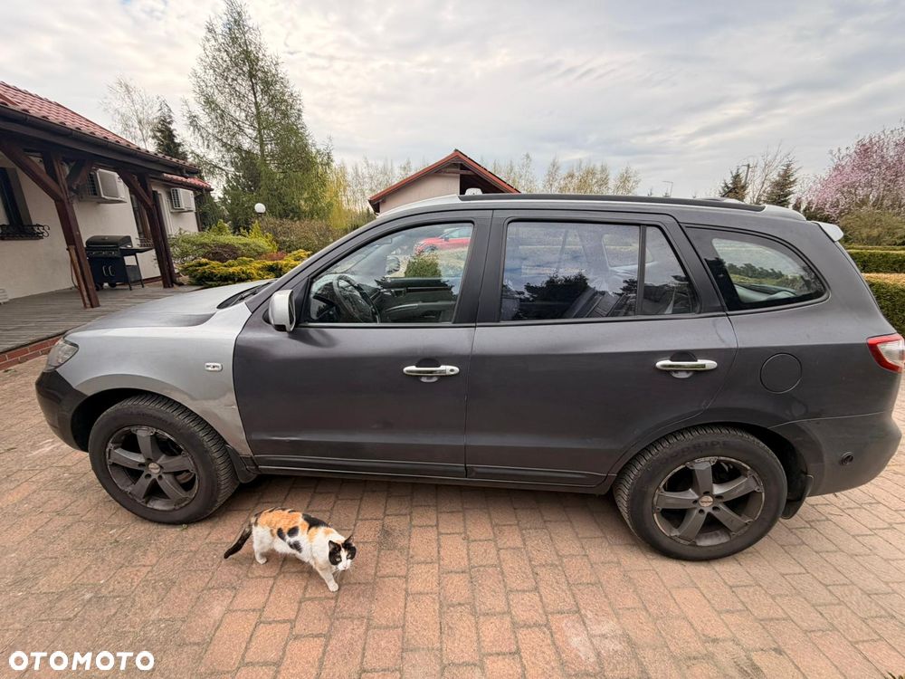 Hyundai Santa Fe - 4