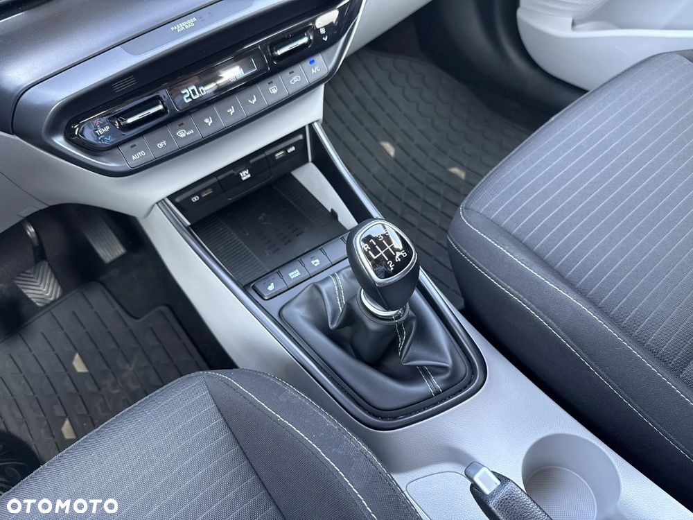 Hyundai i20 1.0 T-GDi Smart - 12