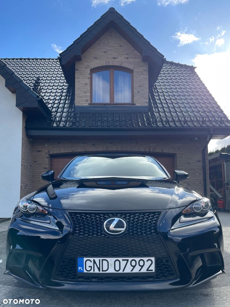 Lexus IS 200t F Sport - 21