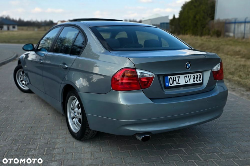 BMW Seria 3 - 10