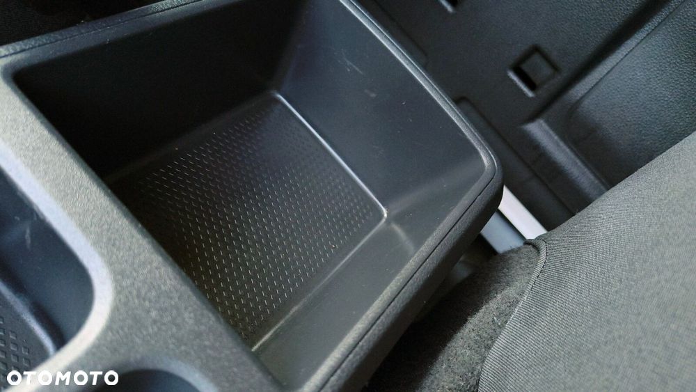 Volkswagen Caddy - 26
