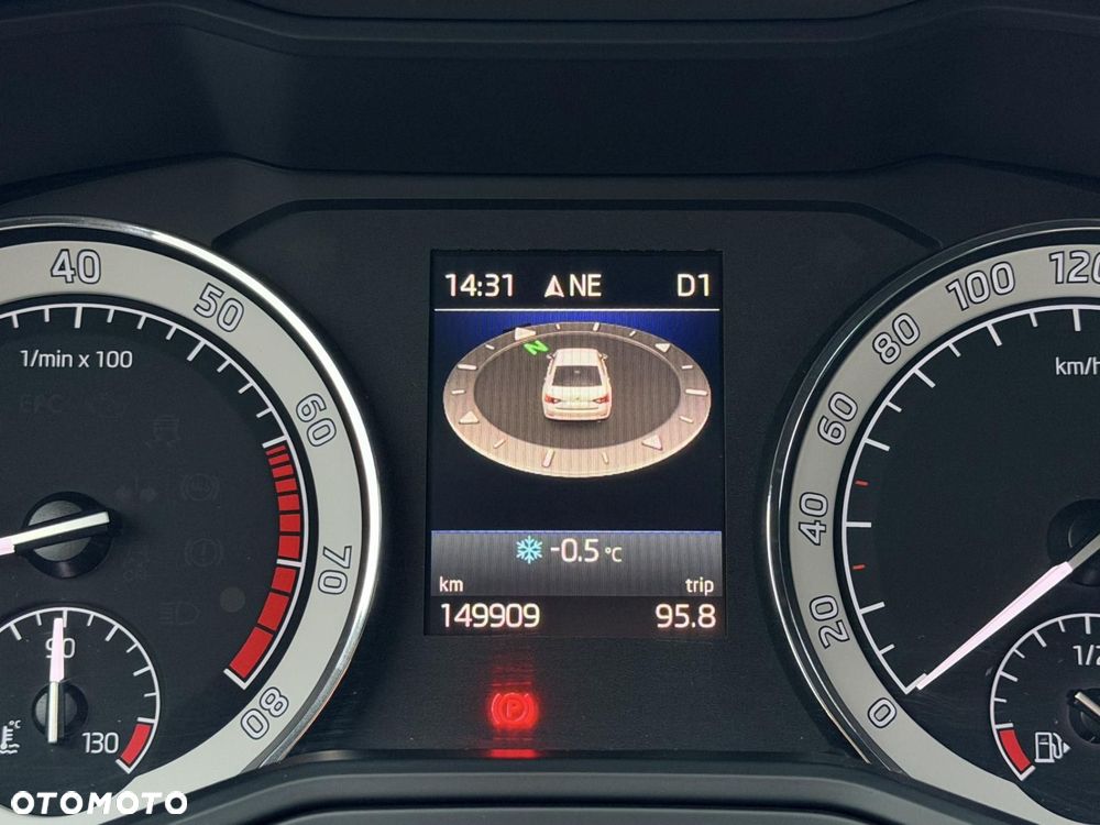 Skoda Superb 2.0 TSI Sportline DSG - 31