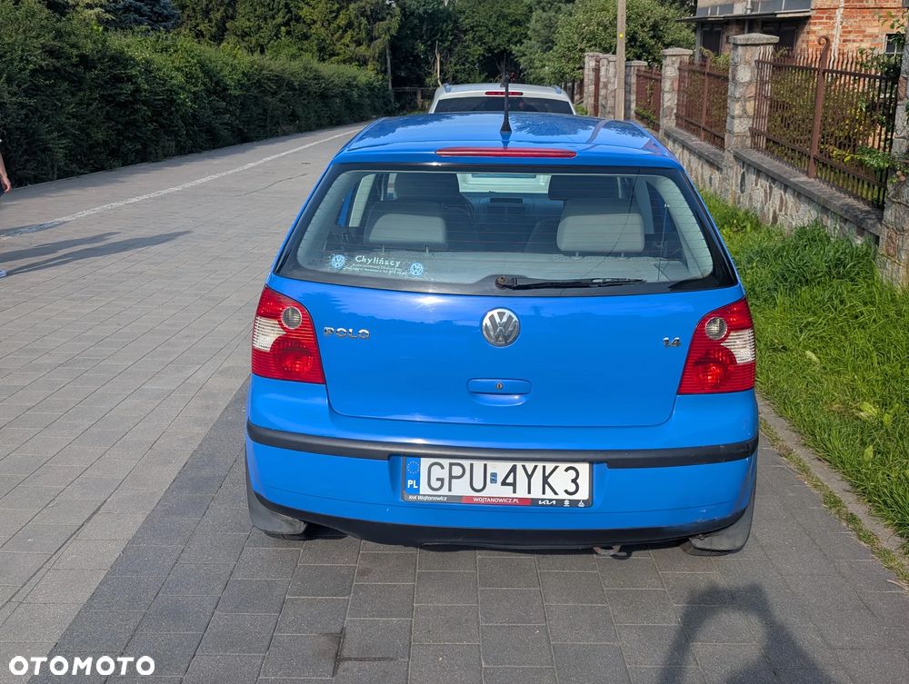 Volkswagen Polo 1.4 16V Basis - 4