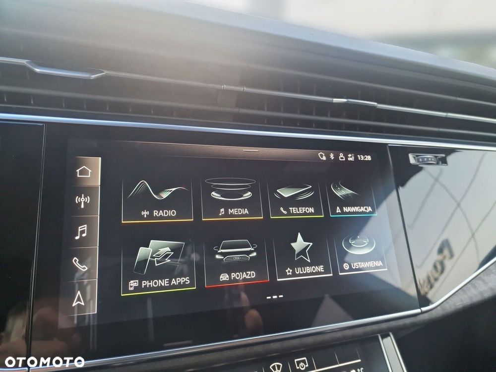 Audi Q8 - 24