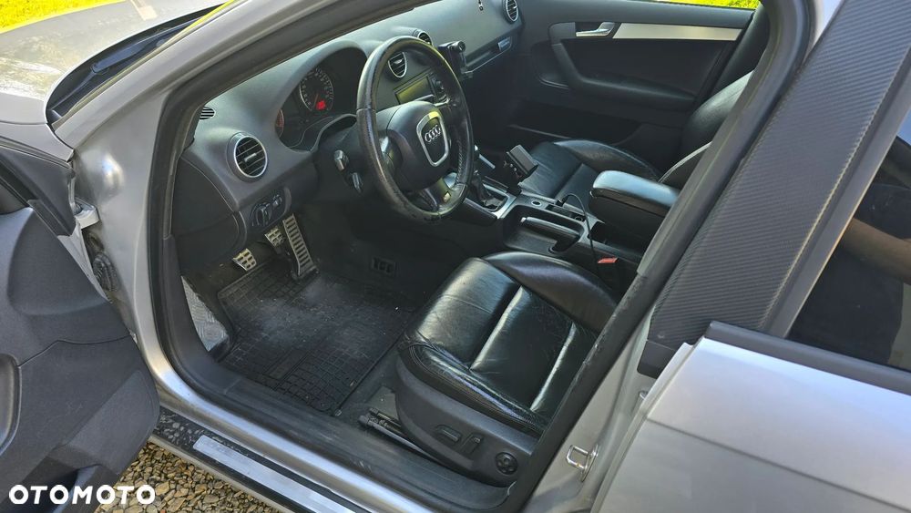 Audi A3 Sportback 2.0 TDI DPF Quattro Ambiente - 13